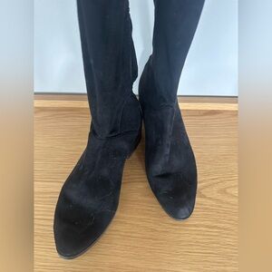 black knee-high suede Steve Madden boots 8.5/39